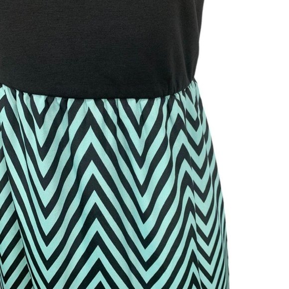 Love, Fire Strapless Chevron Maxi Dress Knit Bust Georgette Skirt Unlined L - Picture 3 of 7